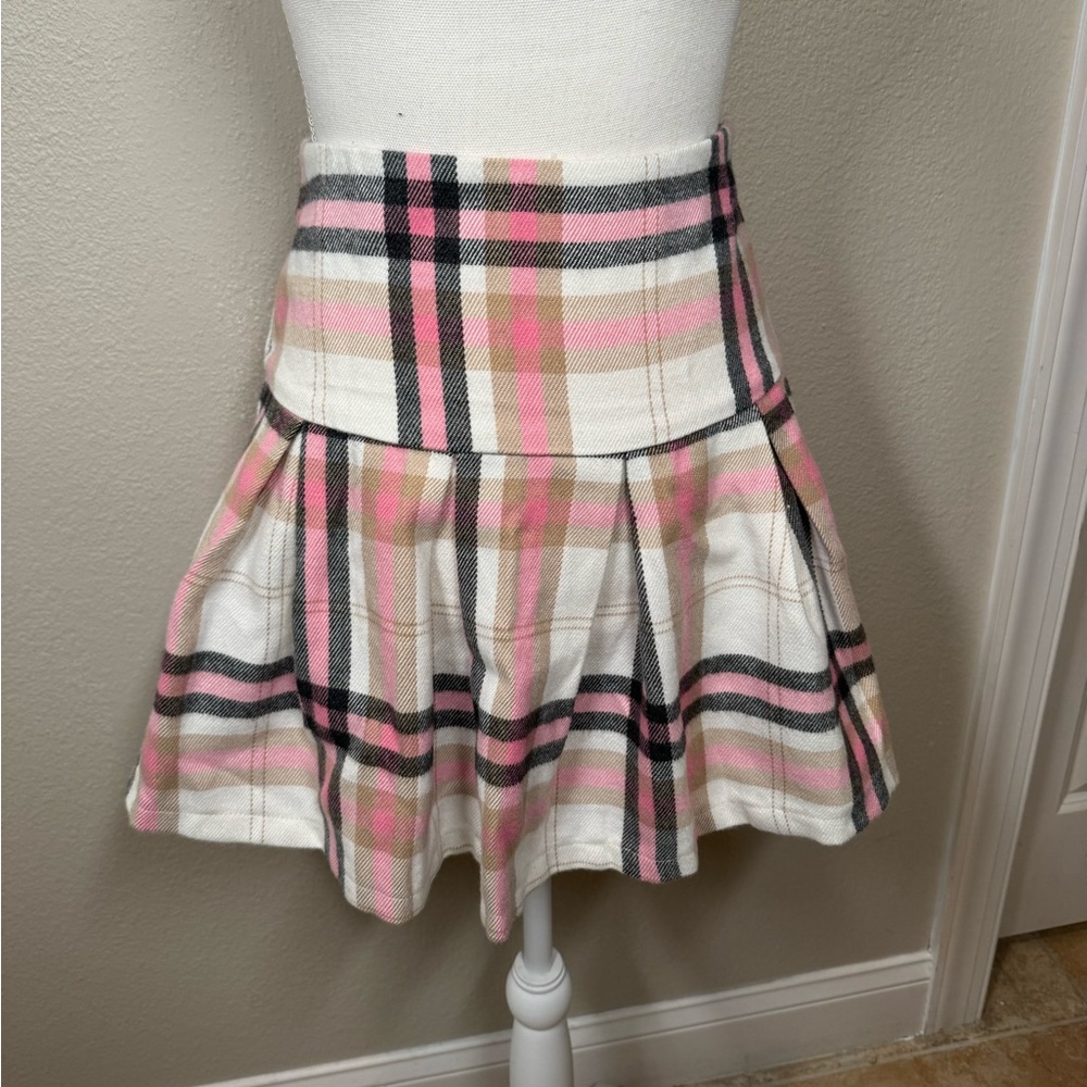 High waisted mini skirt